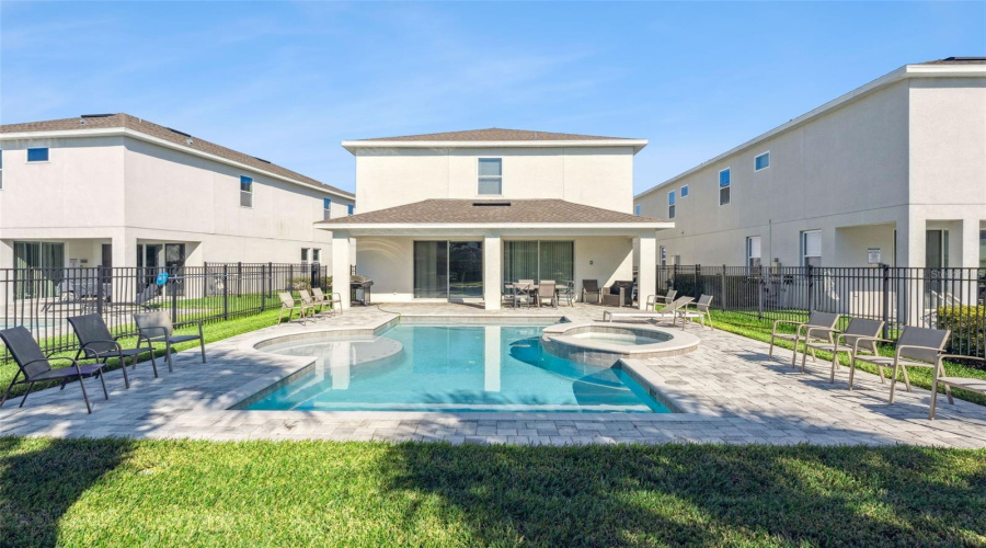 KISSIMMEE, Florida 34747, 6 Bedrooms Bedrooms, ,6 BathroomsBathrooms,Residential,For Sale,GRABEN,0,MFRO6363518