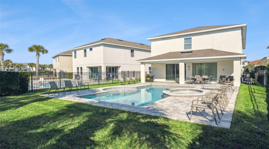 KISSIMMEE, Florida 34747, 6 Bedrooms Bedrooms, ,6 BathroomsBathrooms,Residential,For Sale,GRABEN,0,MFRO6363518