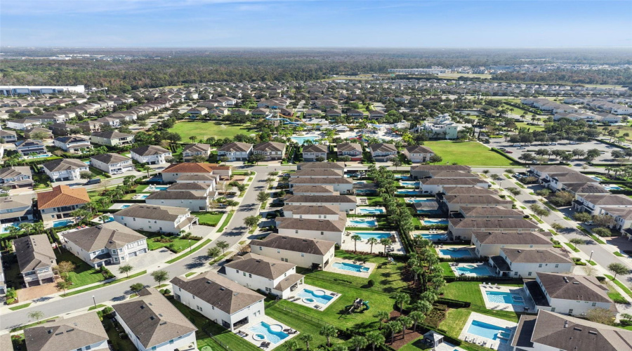 KISSIMMEE, Florida 34747, 6 Bedrooms Bedrooms, ,6 BathroomsBathrooms,Residential,For Sale,GRABEN,0,MFRO6363518