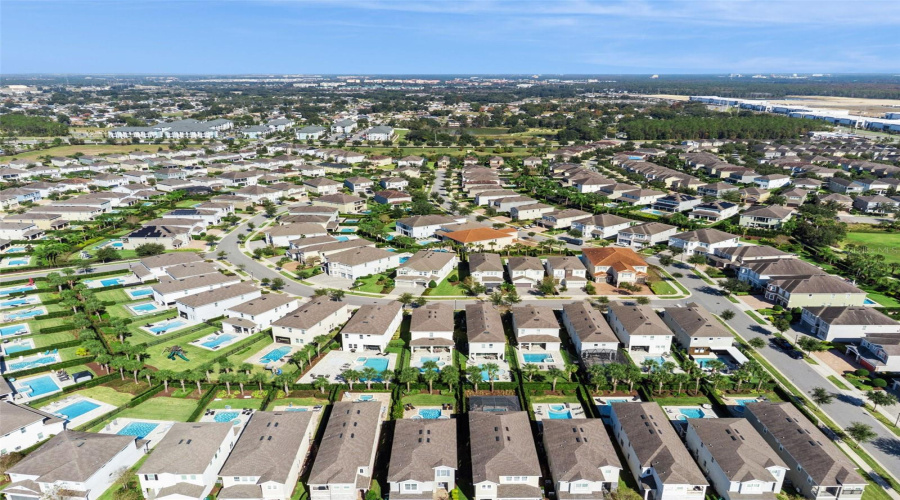 KISSIMMEE, Florida 34747, 6 Bedrooms Bedrooms, ,6 BathroomsBathrooms,Residential,For Sale,GRABEN,0,MFRO6363518