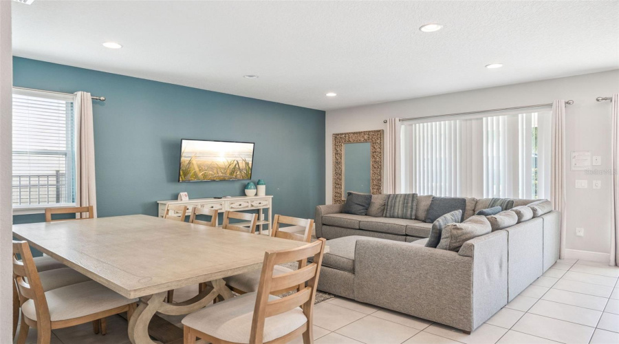 KISSIMMEE, Florida 34747, 6 Bedrooms Bedrooms, ,6 BathroomsBathrooms,Residential,For Sale,GRABEN,0,MFRO6363518