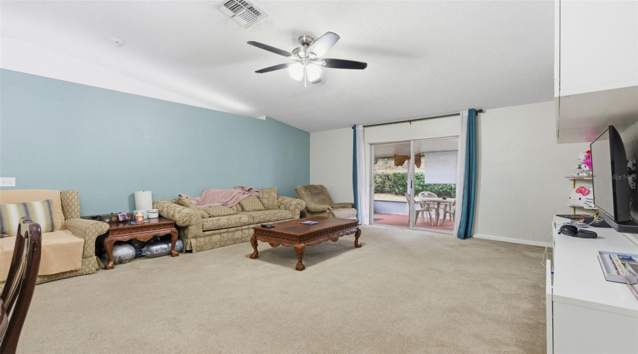 DAVENPORT, Florida 33897, 3 Bedrooms Bedrooms, ,2 BathroomsBathrooms,Residential,For Sale,HIGHWAY 27,0,MFRTB8452434