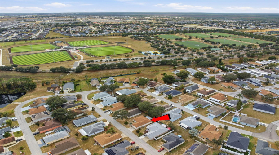 DAVENPORT, Florida 33897, 3 Bedrooms Bedrooms, ,2 BathroomsBathrooms,Residential,For Sale,HIGHWAY 27,0,MFRTB8452434