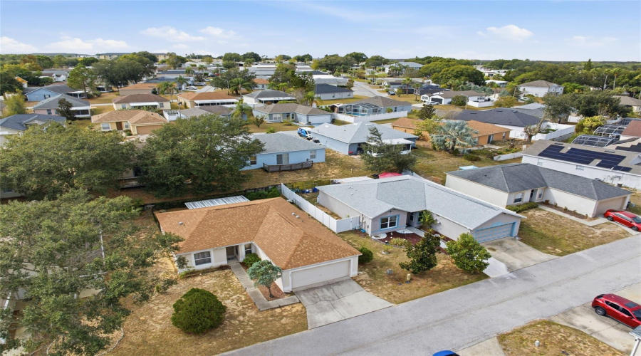 DAVENPORT, Florida 33897, 3 Bedrooms Bedrooms, ,2 BathroomsBathrooms,Residential,For Sale,HIGHWAY 27,0,MFRTB8452434