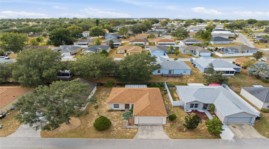 DAVENPORT, Florida 33897, 3 Bedrooms Bedrooms, ,2 BathroomsBathrooms,Residential,For Sale,HIGHWAY 27,0,MFRTB8452434