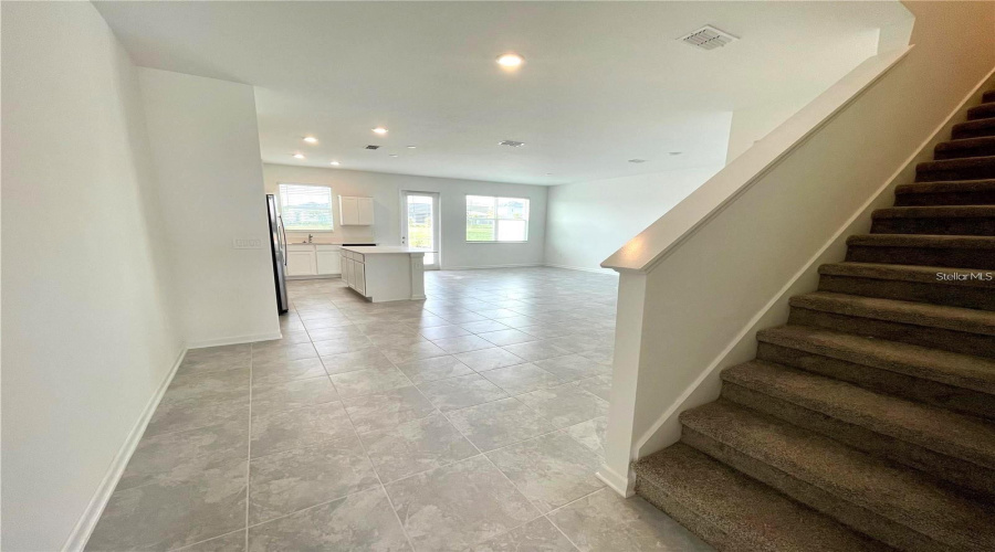 DAVENPORT, Florida 33896, 3 Bedrooms Bedrooms, ,2 BathroomsBathrooms,Residential,For Sale,BOGEY,0,MFRO6337607