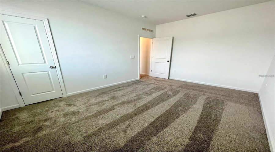 DAVENPORT, Florida 33896, 3 Bedrooms Bedrooms, ,2 BathroomsBathrooms,Residential,For Sale,BOGEY,0,MFRO6337607