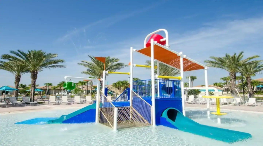 DAVENPORT, Florida 33896, 3 Bedrooms Bedrooms, ,2 BathroomsBathrooms,Residential,For Sale,BOGEY,0,MFRO6337607