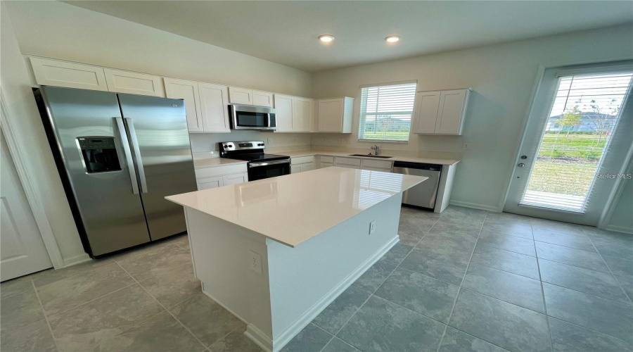 DAVENPORT, Florida 33896, 3 Bedrooms Bedrooms, ,2 BathroomsBathrooms,Residential,For Sale,BOGEY,0,MFRO6337607