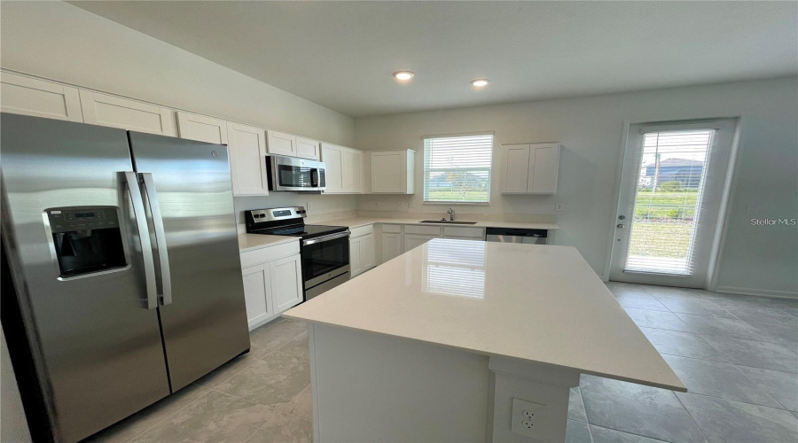 DAVENPORT, Florida 33896, 3 Bedrooms Bedrooms, ,2 BathroomsBathrooms,Residential,For Sale,BOGEY,0,MFRO6337607