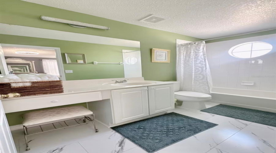 KISSIMMEE, Florida 34747, 7 Bedrooms Bedrooms, ,4 BathroomsBathrooms,Residential,For Sale,LA ISLA,0,MFRTB8436969