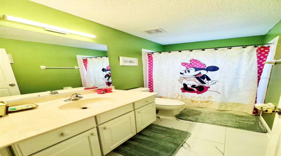 KISSIMMEE, Florida 34747, 7 Bedrooms Bedrooms, ,4 BathroomsBathrooms,Residential,For Sale,LA ISLA,0,MFRTB8436969