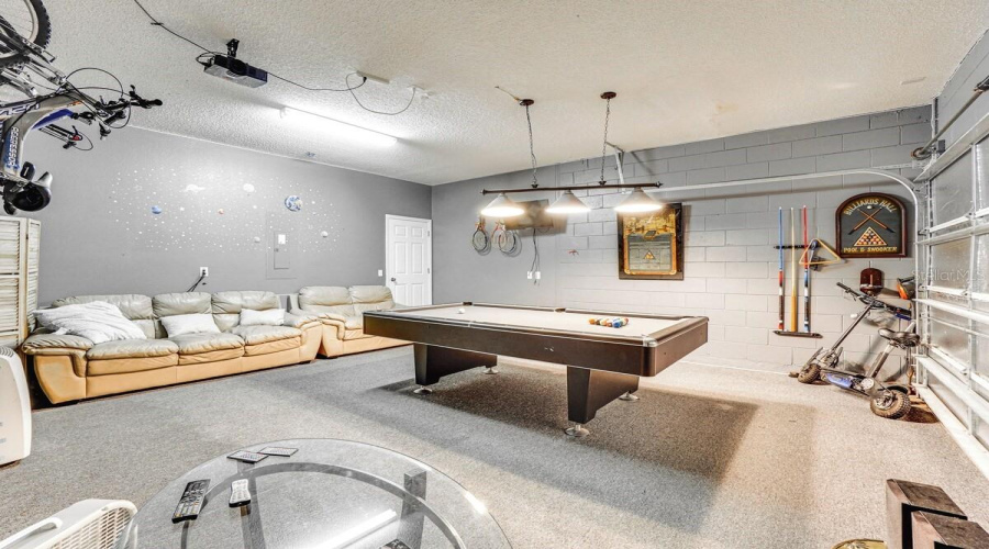 KISSIMMEE, Florida 34747, 7 Bedrooms Bedrooms, ,4 BathroomsBathrooms,Residential,For Sale,LA ISLA,0,MFRTB8436969