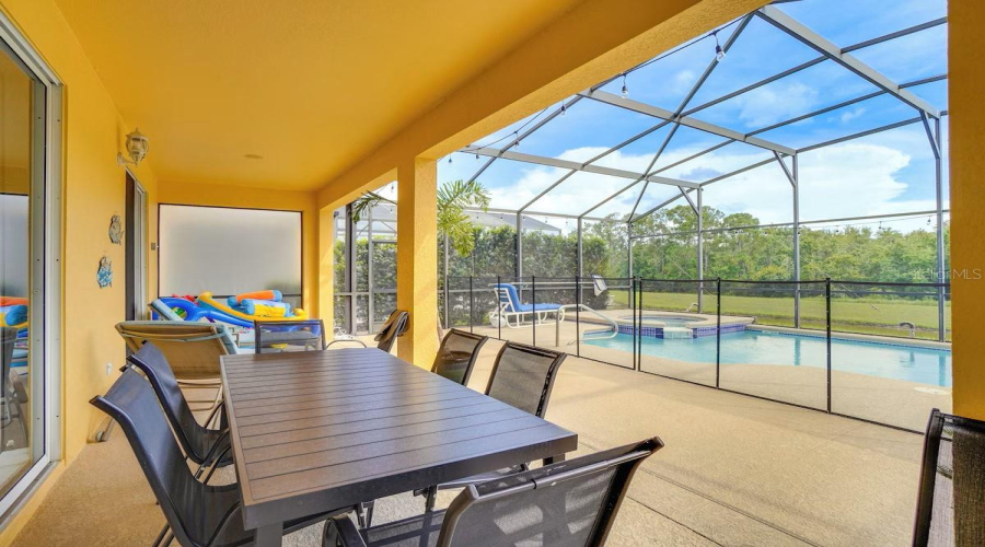 KISSIMMEE, Florida 34747, 7 Bedrooms Bedrooms, ,4 BathroomsBathrooms,Residential,For Sale,LA ISLA,0,MFRTB8436969