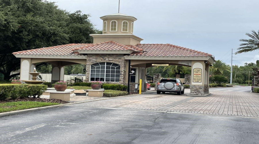 Ridgewood Lakes Entrance