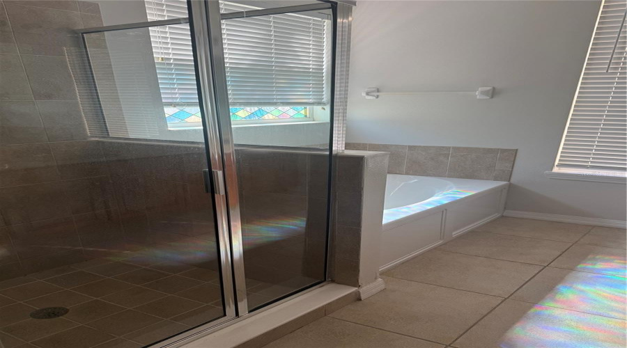 KISSIMMEE, Florida 34746, 4 Bedrooms Bedrooms, ,2 BathroomsBathrooms,Residential,For Sale,SAINT CLAIR,0,MFRS5139761