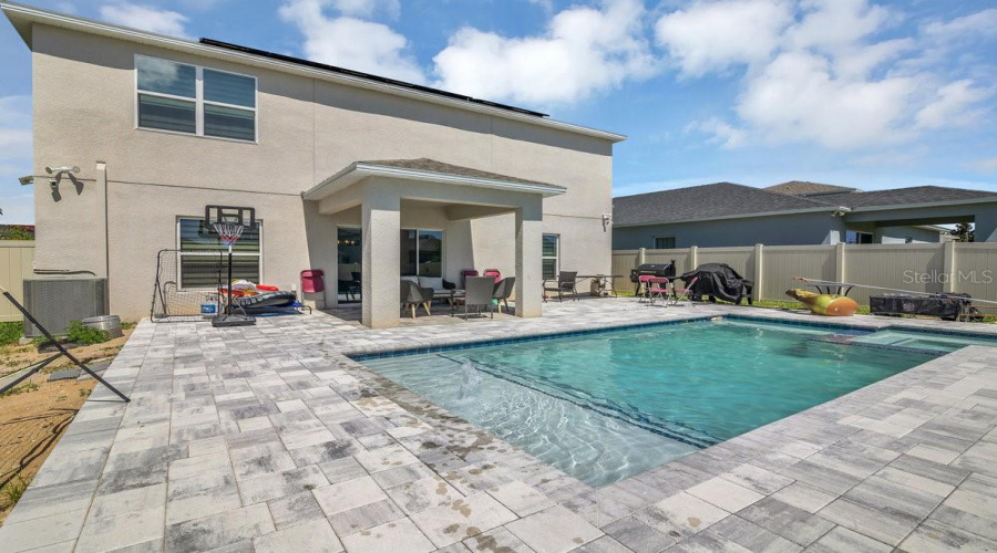 DAVENPORT, Florida 33897, 5 Bedrooms Bedrooms, ,3 BathroomsBathrooms,Residential,For Sale,TUSCANY,0,MFRS5139756