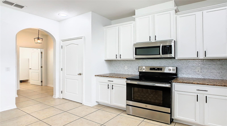 KISSIMMEE, Florida 34746, 5 Bedrooms Bedrooms, ,3 BathroomsBathrooms,Residential,For Sale,BASS BOAT,0,MFRO6365324