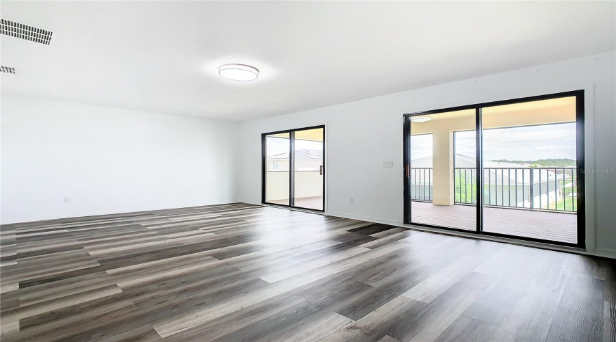 KISSIMMEE, Florida 34746, 5 Bedrooms Bedrooms, ,3 BathroomsBathrooms,Residential,For Sale,BASS BOAT,0,MFRO6365324