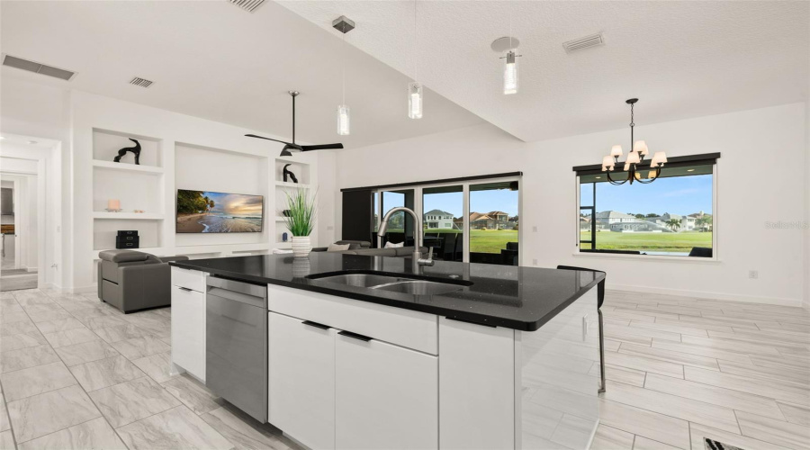 DAVENPORT, Florida 33837, 4 Bedrooms Bedrooms, ,3 BathroomsBathrooms,Residential,For Sale,HERITAGE GREEN,0,MFRS5139437