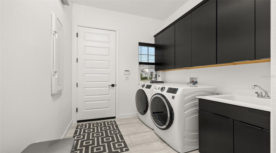 Who Wouldn't Want to Laundry in Here?