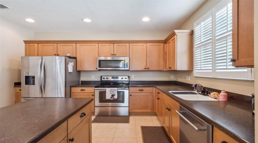 KISSIMMEE, Florida 34746, 4 Bedrooms Bedrooms, ,2 BathroomsBathrooms,Residential,For Sale,ANGLER,0,MFRO6365081