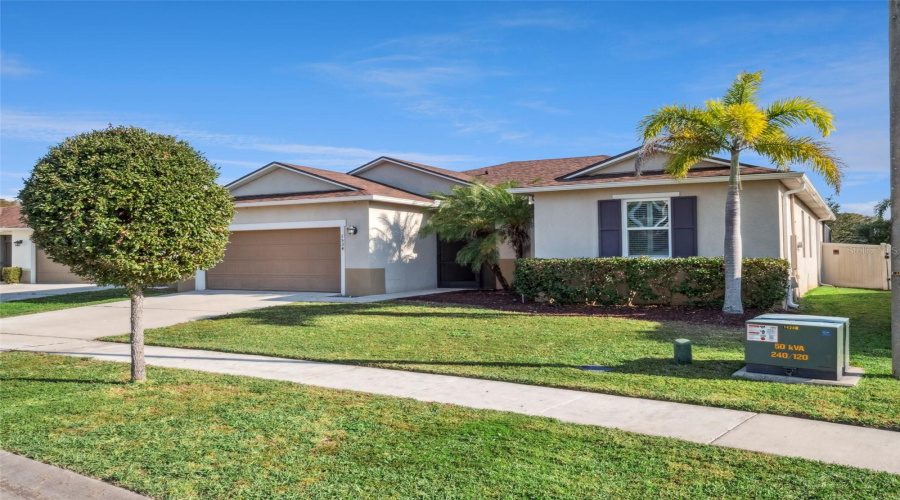 KISSIMMEE, Florida 34746, 4 Bedrooms Bedrooms, ,2 BathroomsBathrooms,Residential,For Sale,ANGLER,0,MFRO6365081