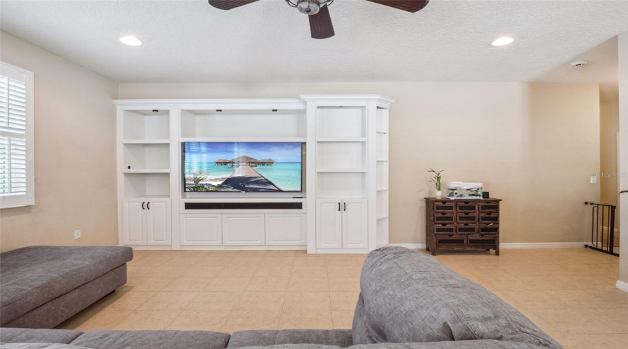 KISSIMMEE, Florida 34746, 4 Bedrooms Bedrooms, ,2 BathroomsBathrooms,Residential,For Sale,ANGLER,0,MFRO6365081