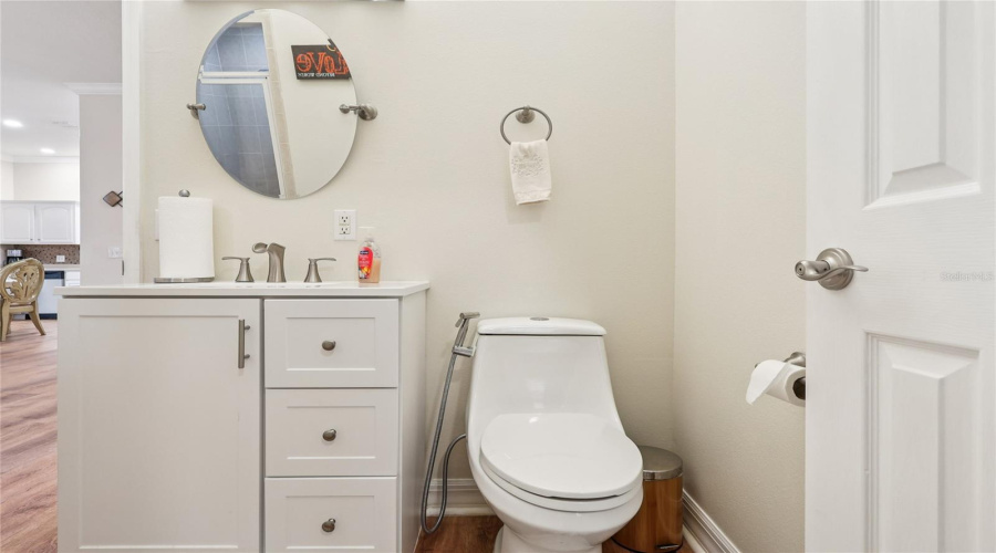 DAVENPORT, Florida 33897, 6 Bedrooms Bedrooms, ,5 BathroomsBathrooms,Residential,For Sale,VISTA DRIVE,0,MFRS5139569