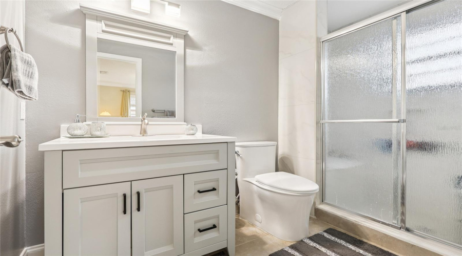 DAVENPORT, Florida 33897, 6 Bedrooms Bedrooms, ,5 BathroomsBathrooms,Residential,For Sale,VISTA DRIVE,0,MFRS5139569