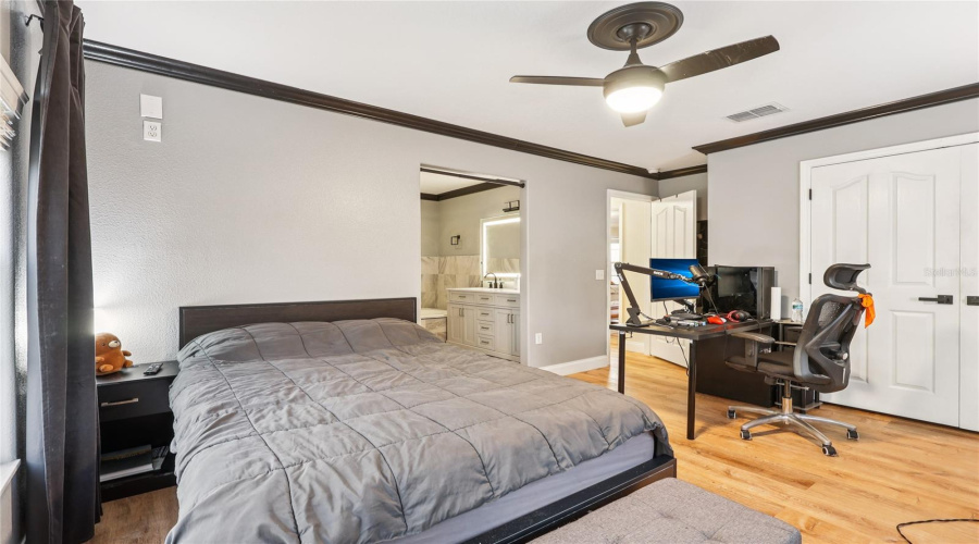 DAVENPORT, Florida 33897, 6 Bedrooms Bedrooms, ,5 BathroomsBathrooms,Residential,For Sale,VISTA DRIVE,0,MFRS5139569