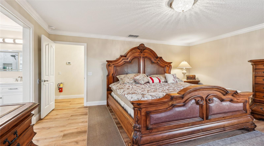 DAVENPORT, Florida 33897, 6 Bedrooms Bedrooms, ,5 BathroomsBathrooms,Residential,For Sale,VISTA DRIVE,0,MFRS5139569