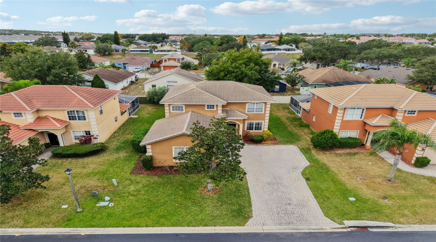 DAVENPORT, Florida 33897, 6 Bedrooms Bedrooms, ,5 BathroomsBathrooms,Residential,For Sale,VISTA DRIVE,0,MFRS5139569