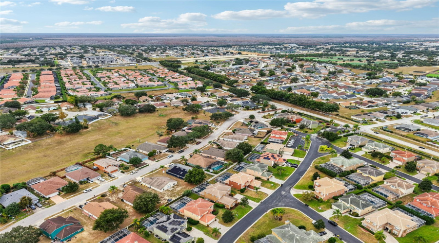 DAVENPORT, Florida 33897, 6 Bedrooms Bedrooms, ,5 BathroomsBathrooms,Residential,For Sale,VISTA DRIVE,0,MFRS5139569