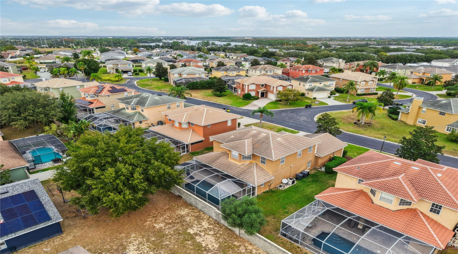 DAVENPORT, Florida 33897, 6 Bedrooms Bedrooms, ,5 BathroomsBathrooms,Residential,For Sale,VISTA DRIVE,0,MFRS5139569