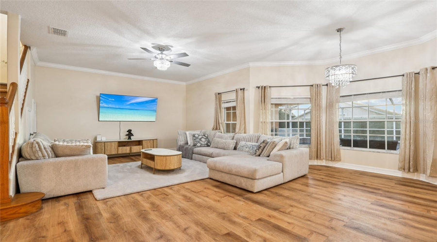 DAVENPORT, Florida 33897, 6 Bedrooms Bedrooms, ,5 BathroomsBathrooms,Residential,For Sale,VISTA DRIVE,0,MFRS5139569