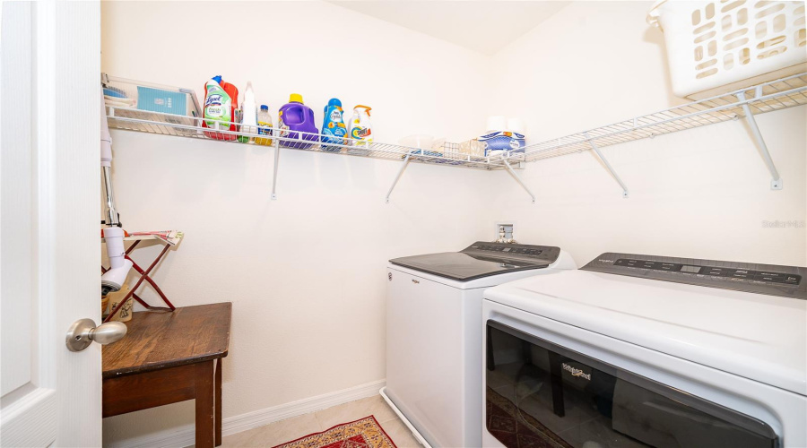 DAVENPORT, Florida 33837, 5 Bedrooms Bedrooms, ,3 BathroomsBathrooms,Residential,For Sale,BROOKLET,0,MFRO6364282