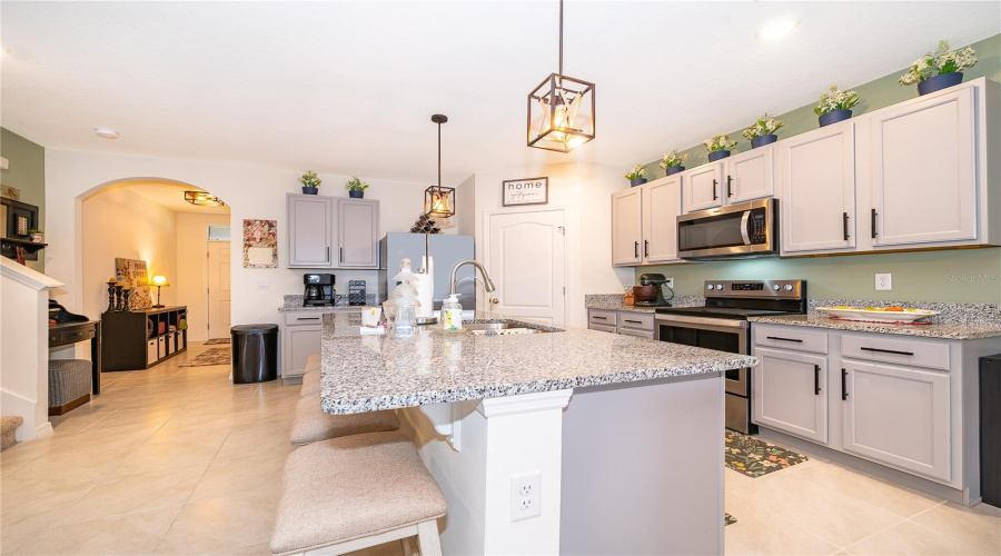 DAVENPORT, Florida 33837, 5 Bedrooms Bedrooms, ,3 BathroomsBathrooms,Residential,For Sale,BROOKLET,0,MFRO6364282