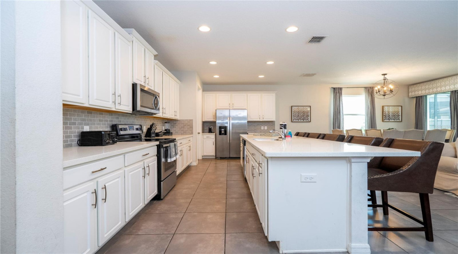 KISSIMMEE, Florida 34747, 7 Bedrooms Bedrooms, ,7 BathroomsBathrooms,Residential,For Sale,NASSAU POINT,0,MFRO6314025