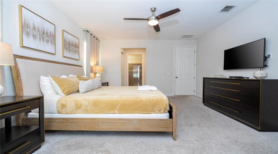 KISSIMMEE, Florida 34747, 7 Bedrooms Bedrooms, ,7 BathroomsBathrooms,Residential,For Sale,NASSAU POINT,0,MFRO6314025