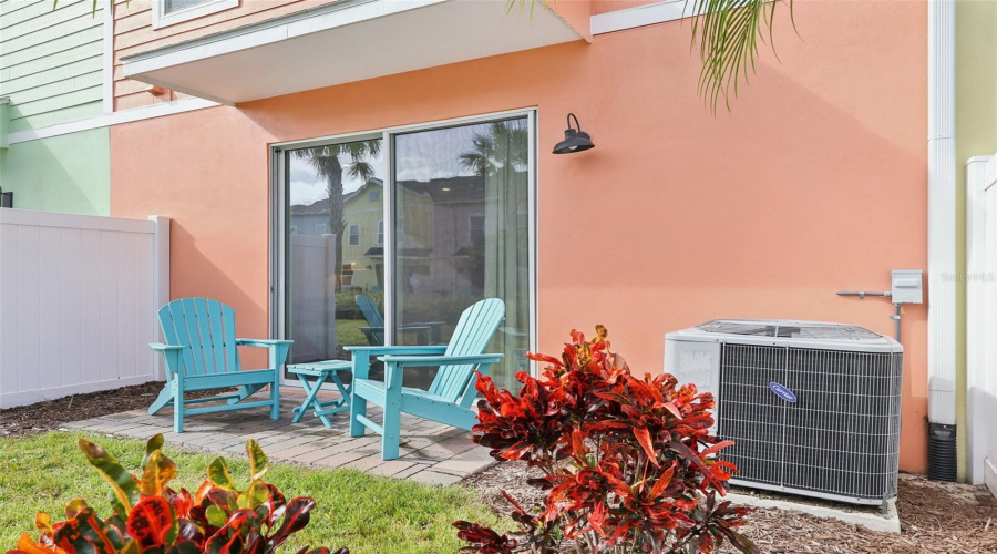 KISSIMMEE, Florida 34747, 3 Bedrooms Bedrooms, ,3 BathroomsBathrooms,Residential,For Sale,ON THE ROCKS,0,MFRTB8453088