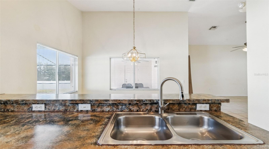 DAVENPORT, Florida 33897, 4 Bedrooms Bedrooms, ,2 BathroomsBathrooms,Residential,For Sale,HILLCREST,0,MFRO6365013