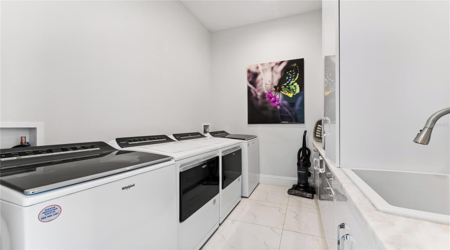 REUNION, Florida 34747, 7 Bedrooms Bedrooms, ,8 BathroomsBathrooms,Residential,For Sale,MUIRFIELD,0,MFRO6364740