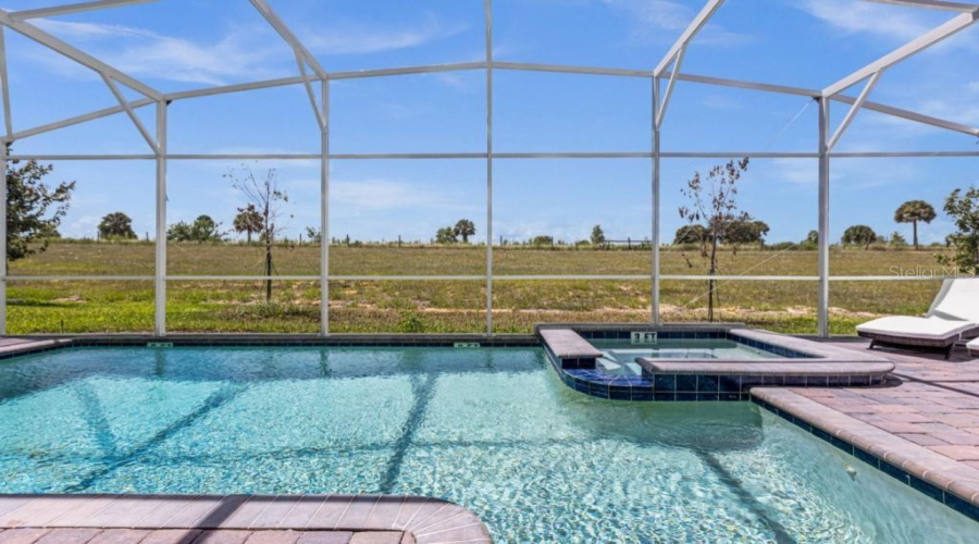 DAVENPORT, Florida 33896, 6 Bedrooms Bedrooms, ,6 BathroomsBathrooms,Residential,For Sale,SOMMERSET HILLS,0,MFRS5139833