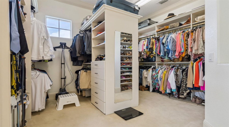 CELEBRATION, Florida 34747, 6 Bedrooms Bedrooms, ,5 BathroomsBathrooms,Residential,For Sale,ACADIA,0,MFRO6365113