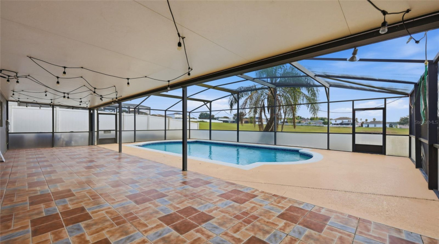 DAVENPORT, Florida 33897, 5 Bedrooms Bedrooms, ,2 BathroomsBathrooms,Residential,For Sale,MILFORD,0,MFRO6365306