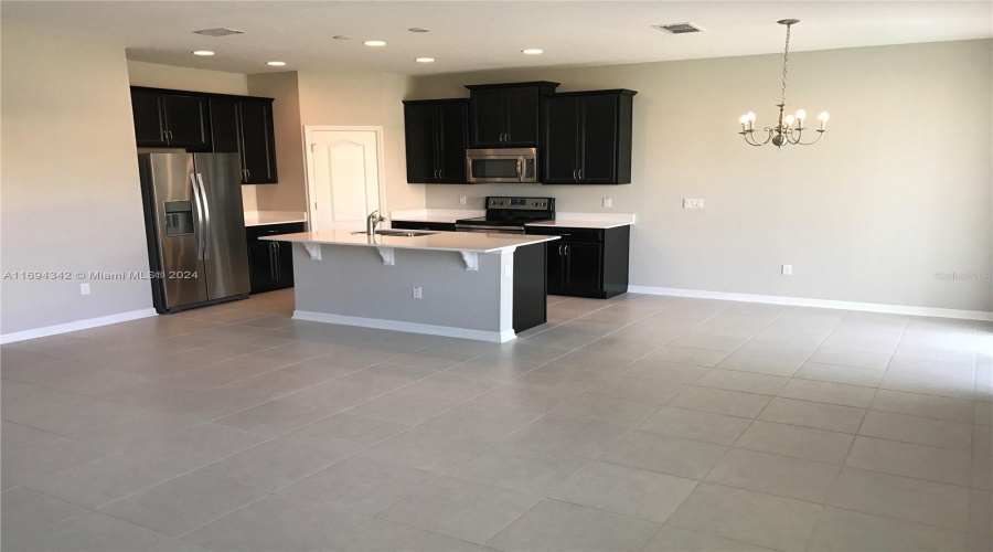 KISSIMMEE, Florida 34746, 3 Bedrooms Bedrooms, ,2 BathroomsBathrooms,Residential,For Sale,PRESTON,0,MFRW7880756