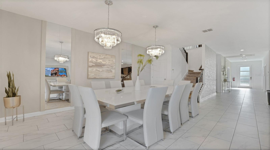 DAVENPORT, Florida 33896, 8 Bedrooms Bedrooms, ,5 BathroomsBathrooms,Residential,For Sale,SOMMERSET HILLS,0,MFRO6365351