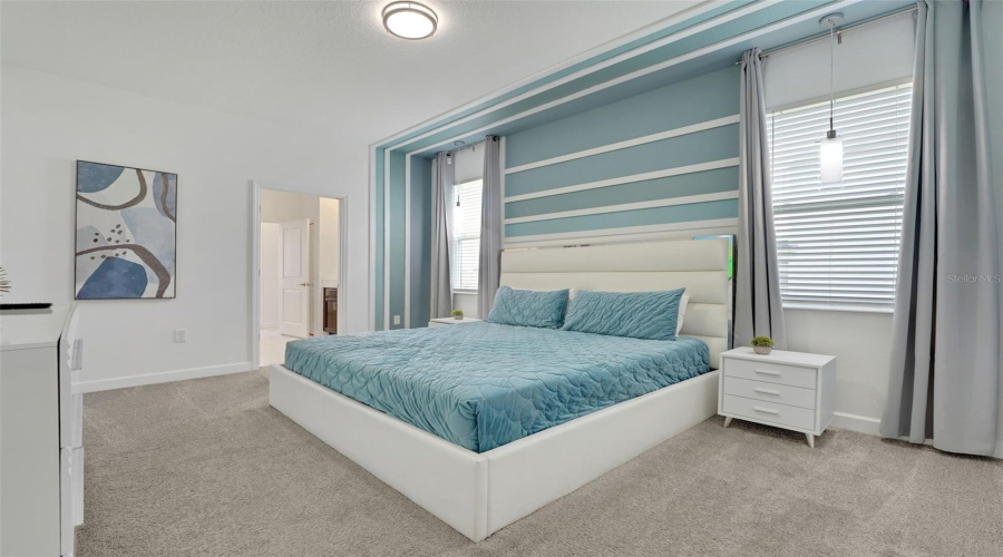 DAVENPORT, Florida 33896, 8 Bedrooms Bedrooms, ,5 BathroomsBathrooms,Residential,For Sale,SOMMERSET HILLS,0,MFRO6365351