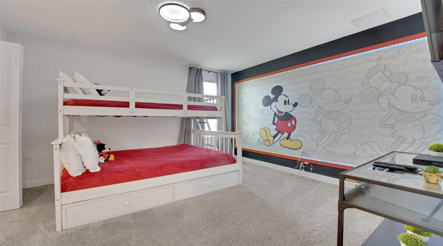 DAVENPORT, Florida 33896, 8 Bedrooms Bedrooms, ,5 BathroomsBathrooms,Residential,For Sale,SOMMERSET HILLS,0,MFRO6365351